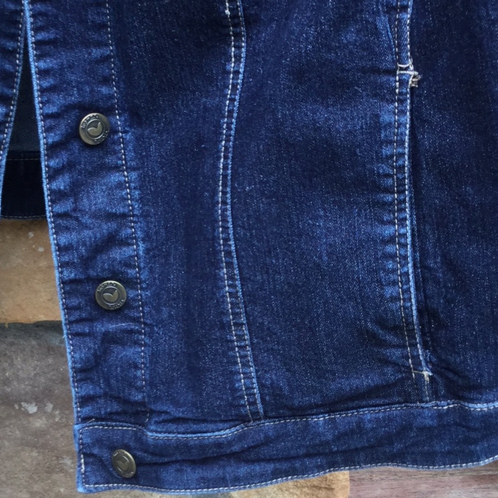 Woman within denim stretch vest travel vacay July bbq party concert cowgirl - Picture 4 of 8